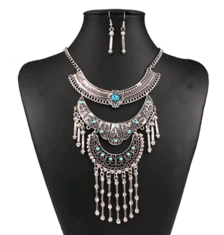 Turquoise Diamond Studded Necklace and Earring Set