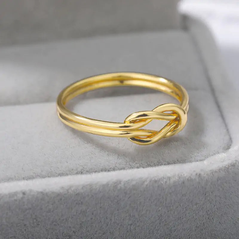 Knot Infinity Ring